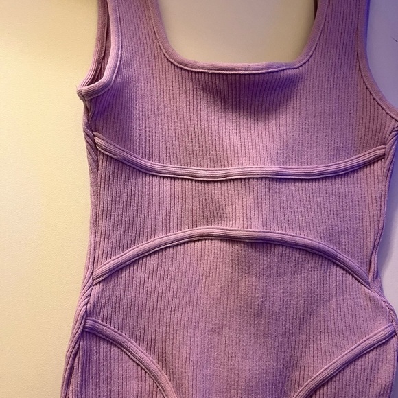 lavender Bodycon Romper - Picture 3 of 4